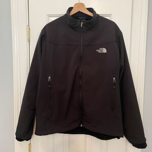 The North Face Men’s Size Large TNF APEX Jacket Black Windwall